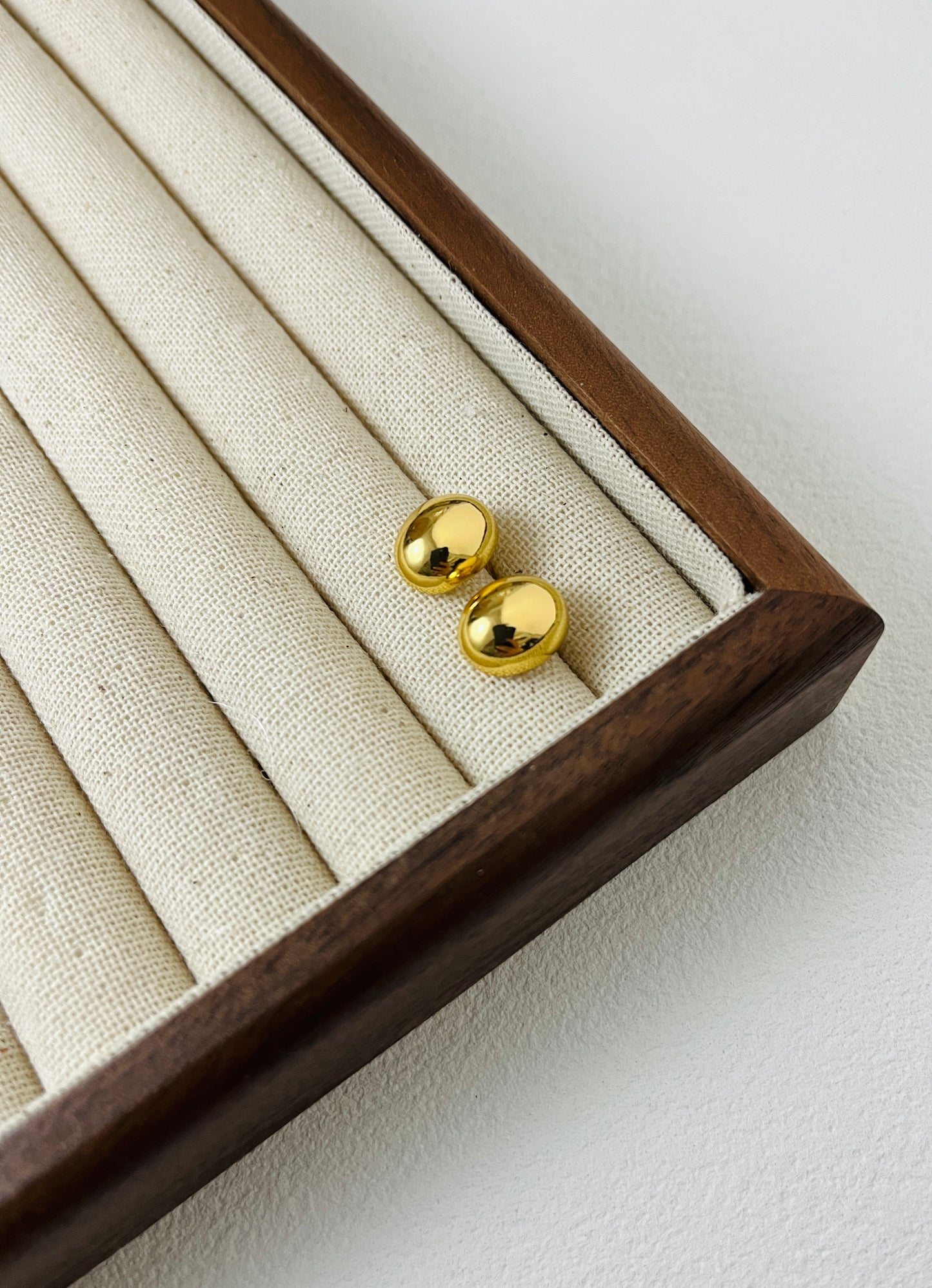 13番 トレンディゴールドピアス(シルバー/ゴールド)