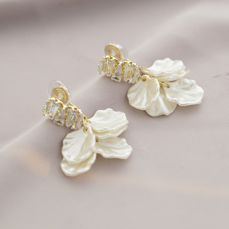 11番 フラワーデザイン(ピアス/イヤリング)