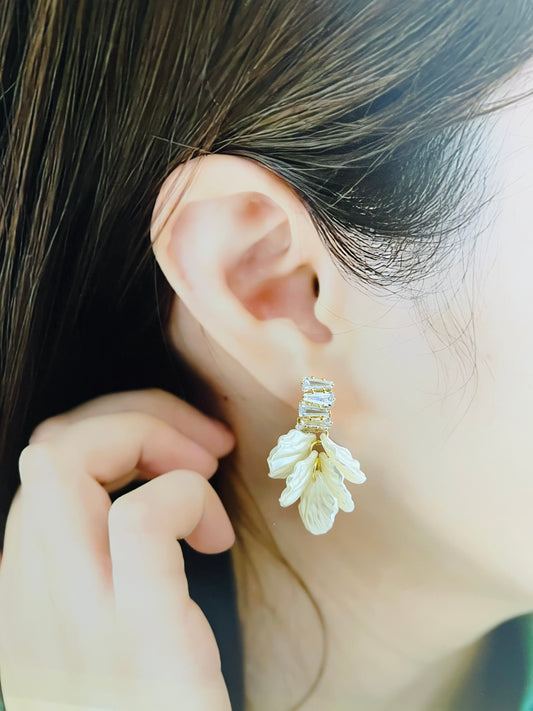11番　フラワーデザイン（ピアス/イヤリング）